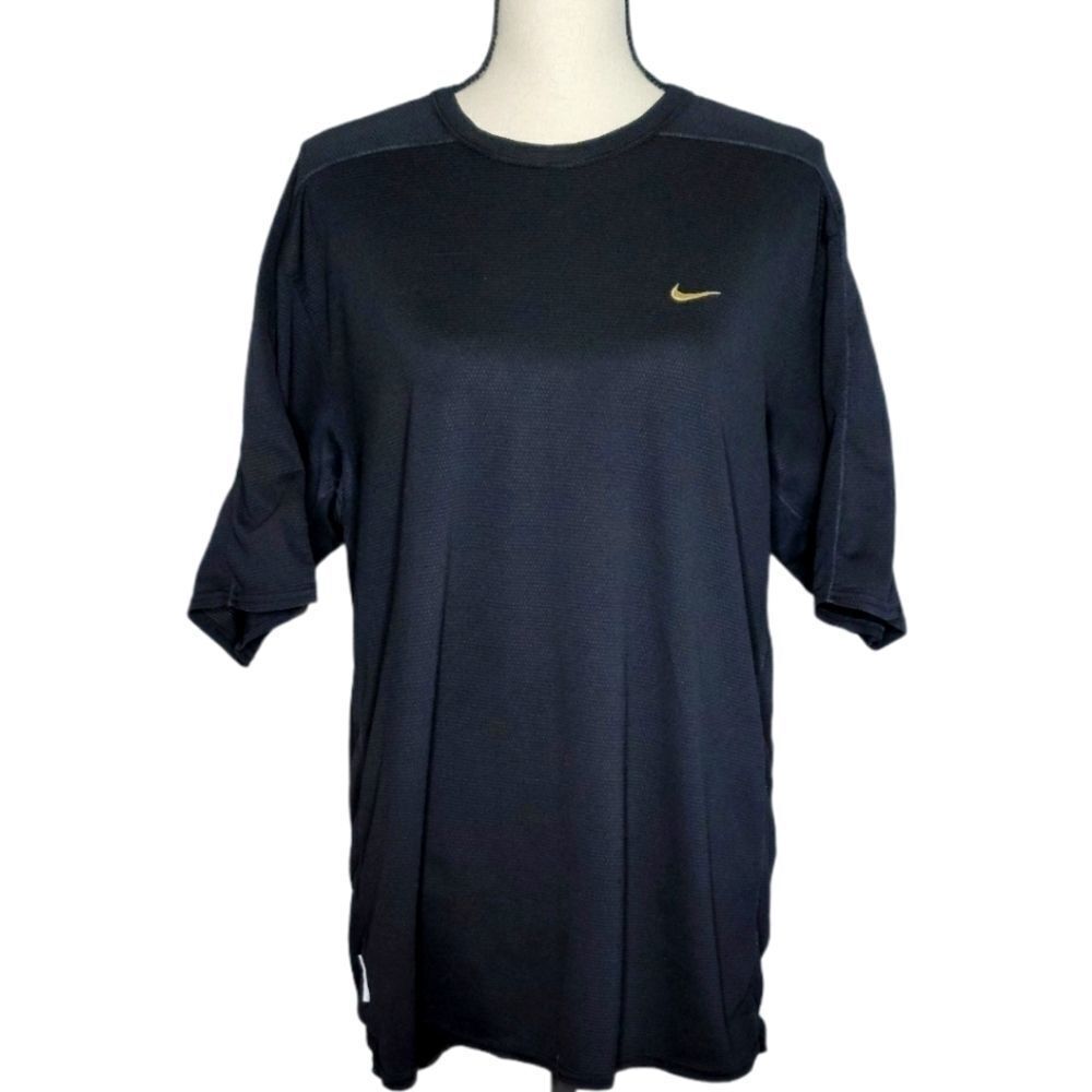 NIKE Sphere Dri Men's Logo Athletic Shirt